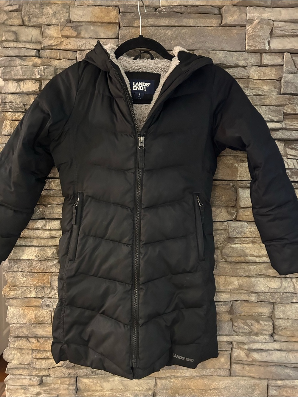 Lands End girls puffer parka with cozy liner size 6-7